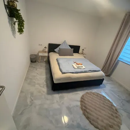 Am Berneckstrand 施拉姆贝格